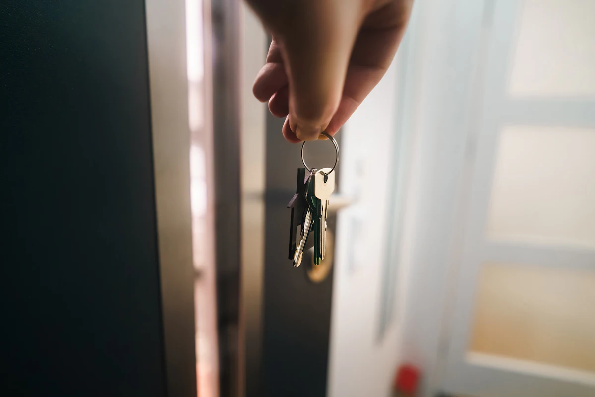Locksmith services photo 70: keys, locks, doors and cars