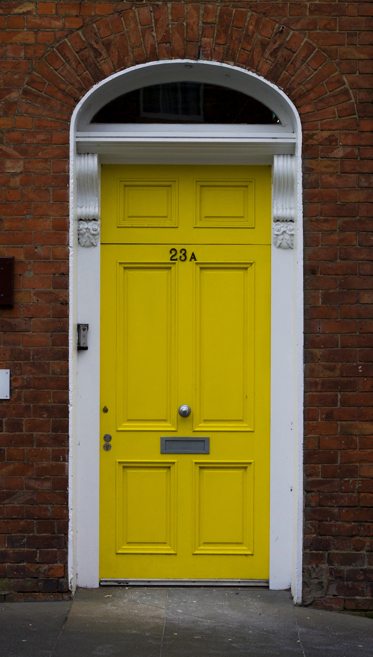 Locksmith services photo 33: keys, locks, doors and cars